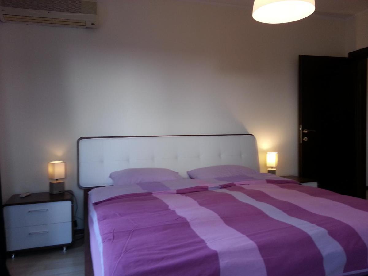 Apartment 3 Rooms Elegant Bucareste Exterior foto